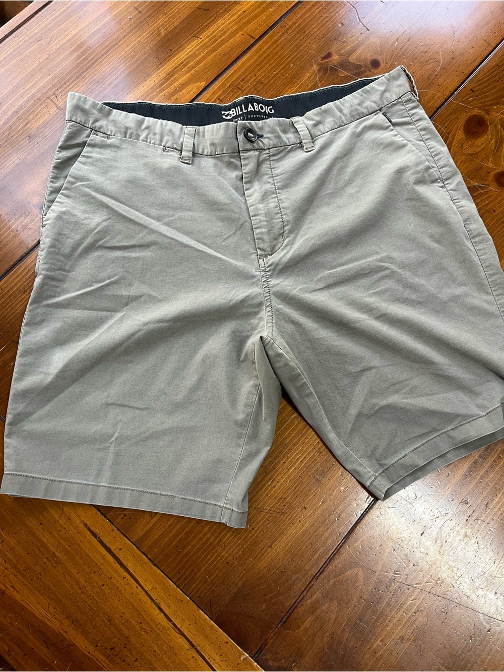 Billabong Mens Chino Shorts Size 38 Tan Khaki Flat Front Crossfire Walkshorts